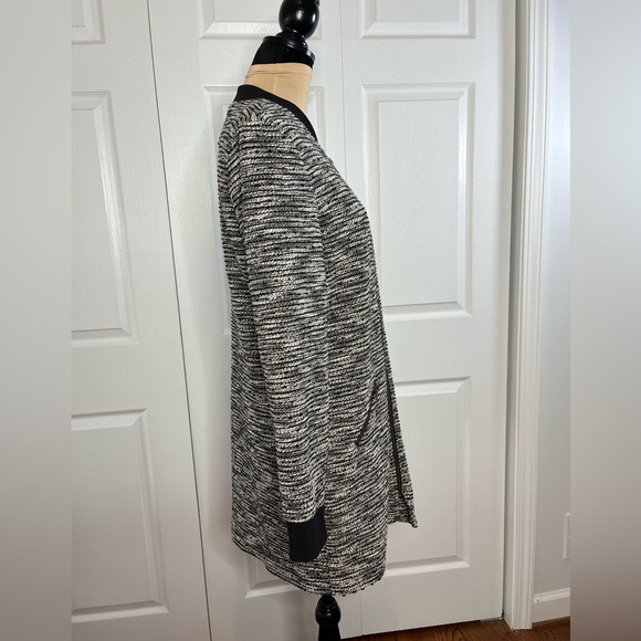 Sanctuary Women's Black and White tweed bomberJacket, long, zipper front ,size L - Picture 4 of 17